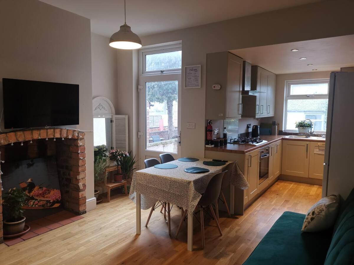 Derby Pride Park Private Ensuite Room- 2 Beds- Free Parking מראה חיצוני תמונה